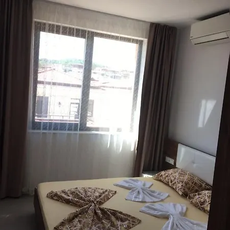 луксозни под наем в комплекс от затворен тип в м-ст каваците в созопол *