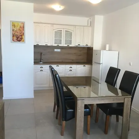 Lejlighed луксозни под наем в комплекс от затворен тип в м-ст каваците в созопол