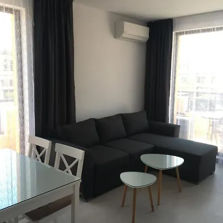 луксозни под наем в комплекс от затворен тип в м-ст каваците в созопол