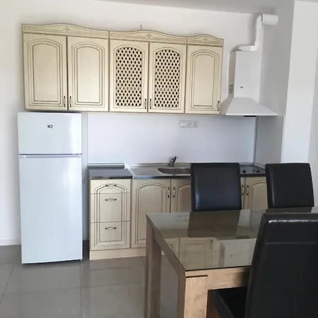 луксозни под наем в комплекс от затворен тип в м-ст каваците в созопол Apartment