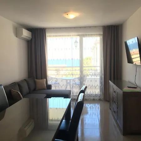 луксозни под наем в комплекс от затворен тип в м-ст каваците в созопол *